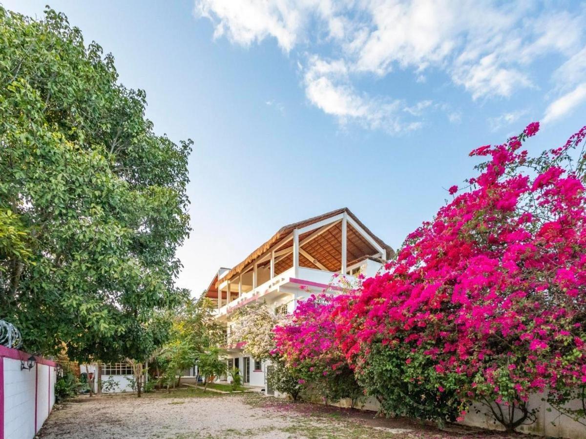 Hostpal Hotel Bugambilias Bacalar Kültér fotó